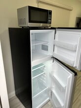 12225 NW 2nd Ave, Unit 1 in North Miami, FL - Building Photo - Building Photo