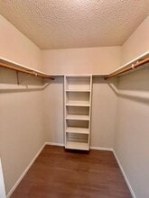 2205 Kirby Lee St in Woodway, TX - Building Photo - Building Photo