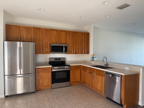 11726 Declaration Dr in Tampa, FL - Building Photo - Building Photo