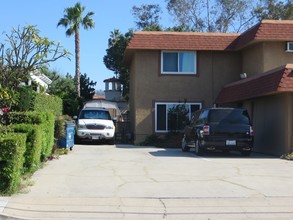 All Spacious 2+1.5 Units | No Rent Control in La Habra, CA - Building Photo - Building Photo