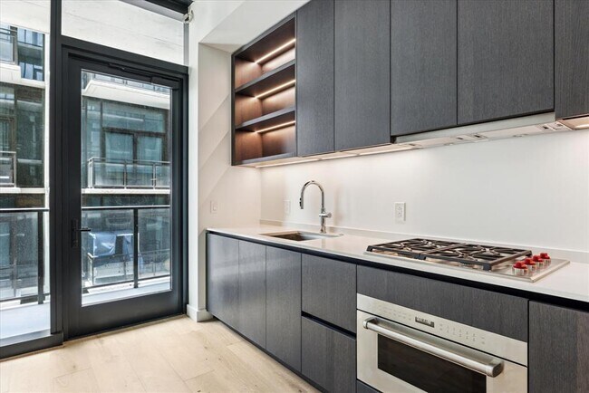 property at 610 Davis St