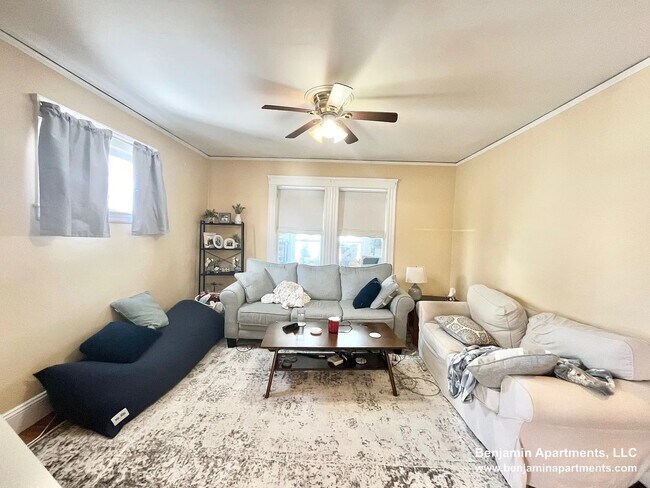 79-81-81 Cresthill Rd in Boston, MA - Building Photo - Building Photo