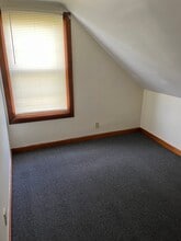 2014 13th St in Two Rivers, WI - Building Photo - Building Photo