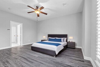 13527 Brookbluff Ln in Houston, TX - Building Photo - Building Photo