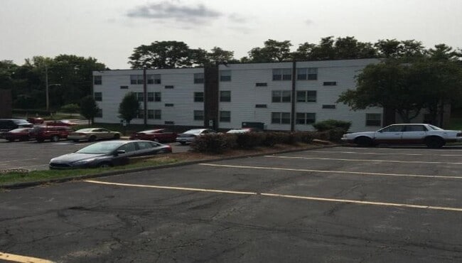 property at 2001 Washington St