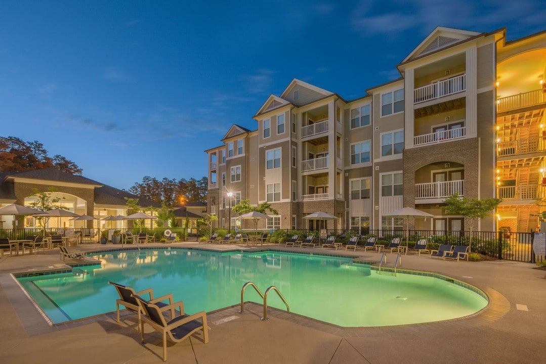 Sterling Town Center in Raleigh, NC - Building Photo