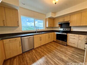 99-110-110 Lilikoi Pl in Aiea, HI - Building Photo - Building Photo