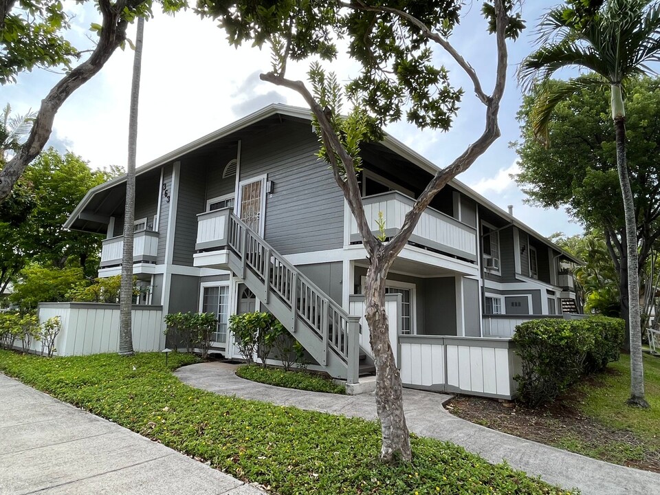 363 Mananai Pl in Honolulu, HI - Building Photo