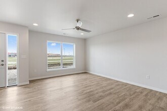 2275 Eversull Ln in North Liberty, IA - Building Photo - Building Photo