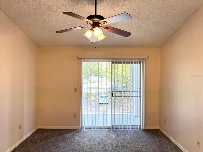 709 Secret Harbor Ln in Lake Mary, FL - Building Photo - Building Photo