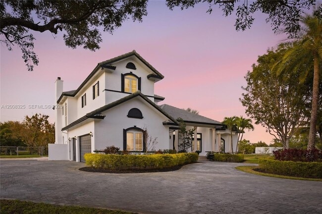 20401 SW 48th Pl in Southwest Ranches, FL - Foto de edificio - Building Photo