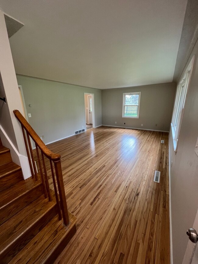 property at 810 S Old Highway 18