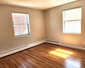 31 Montvale Ave in Woburn, MA - Building Photo - Building Photo