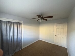 550 W H St in Dixon, CA - Building Photo - Building Photo