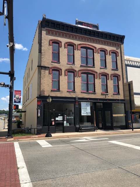 The Doyne in Farmville, VA - Foto de edificio