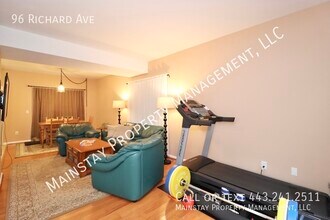 96 Richard Ave in Severn, MD - Building Photo - Building Photo