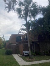 775 SW 120th Way in Davie, FL - Building Photo - Building Photo