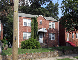 1330 28th St SE Apartments