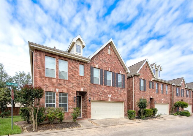 property at 1522 Olive Garden
