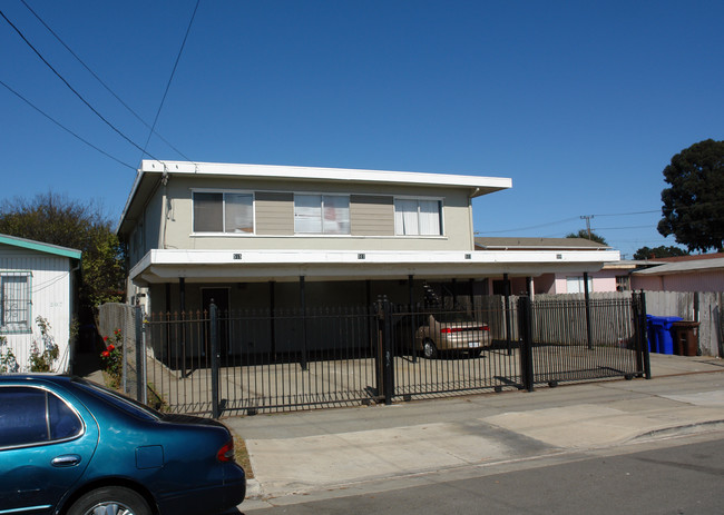 509 Maine Ave in Richmond, CA - Foto de edificio - Building Photo