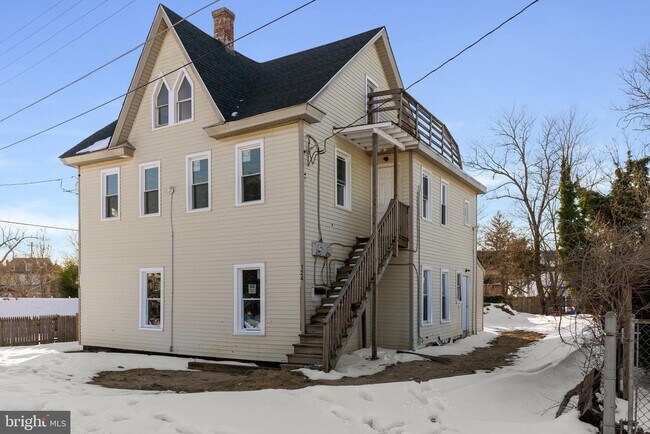 126 S 4th St-Unit -A in Millville, NJ - Building Photo - Building Photo