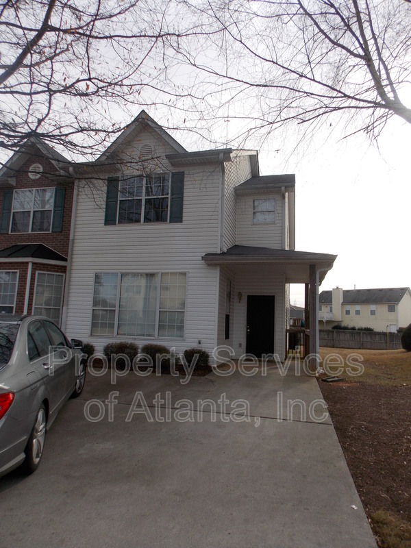 property at 2493 Brianna Dr