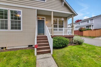 8401 15th Ave SE in Olympia, WA - Building Photo - Building Photo