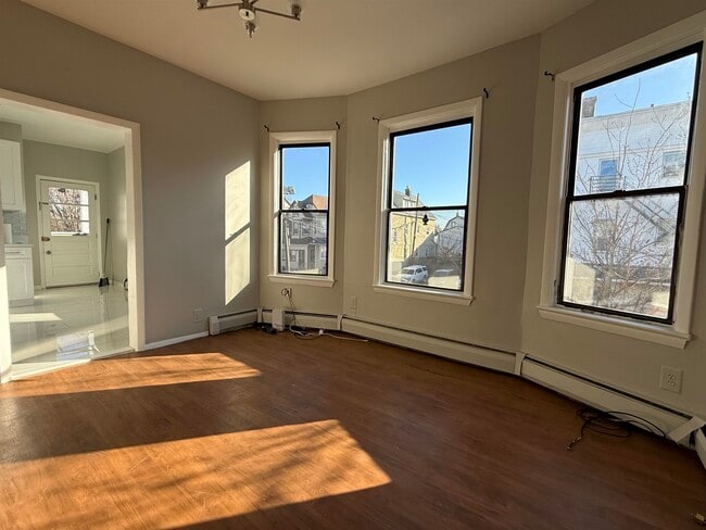 846 Broadway in Bayonne, NJ - Building Photo - Building Photo