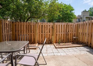 3276 Heathstead Place in Charlotte, NC - Building Photo - Building Photo