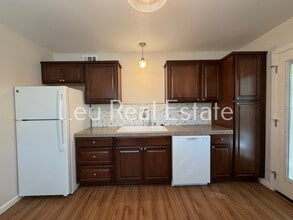 1028 Bridgeview Dr in Placerville, CA - Building Photo - Building Photo