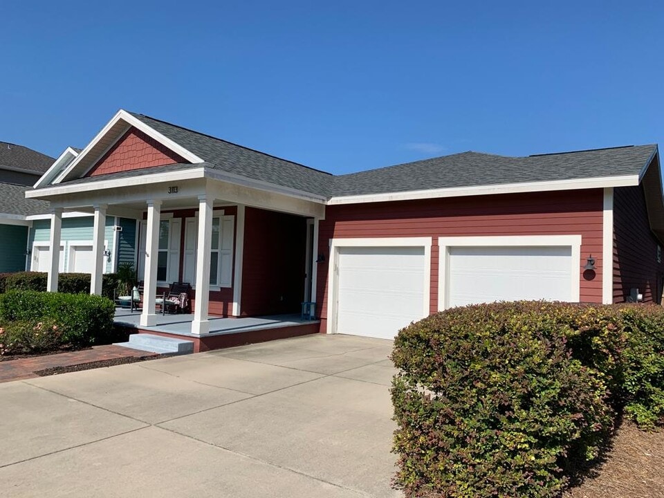3113 Heartleaf Ave E in Panama City, FL - Building Photo