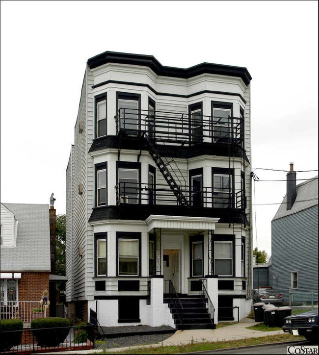 76 Carlton Ave in Jersey City, NJ - Foto de edificio - Building Photo