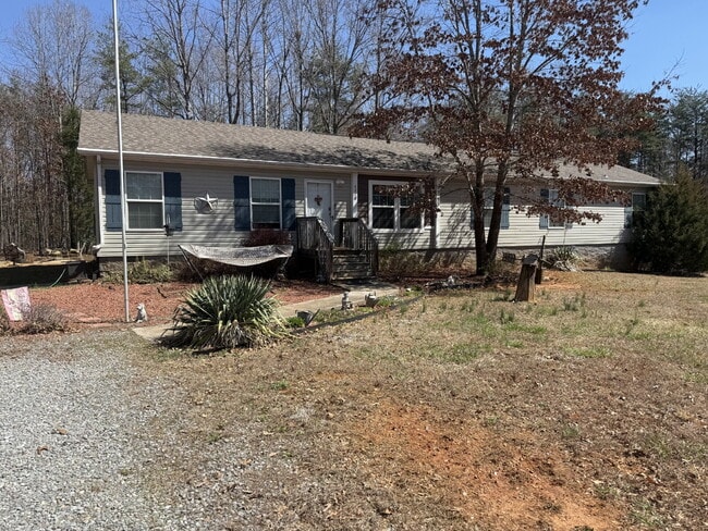 4210 Marysville Rd in Altavista, VA - Building Photo - Building Photo