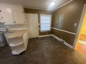 705 Parrott Ave in Kinston, NC - Building Photo - Building Photo