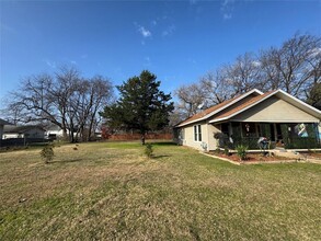 311 F St NE in Ardmore, OK - Building Photo - Building Photo