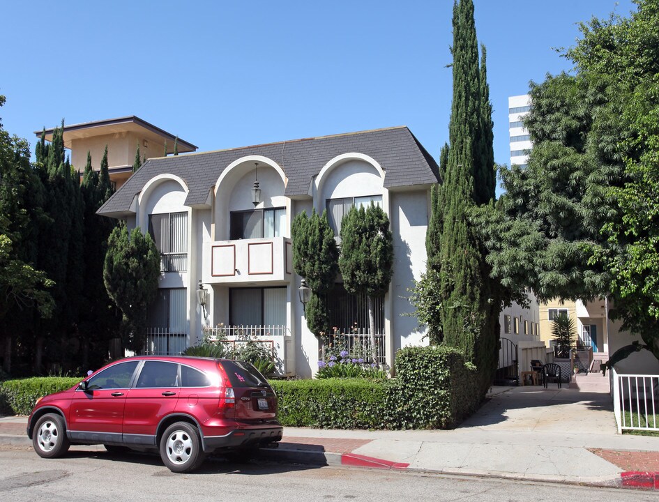 1275 Barry Ave in Los Angeles, CA - Foto de edificio