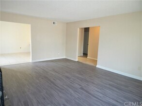 7162 Heil Ave-Unit -1 in Huntington Beach, CA - Building Photo - Building Photo