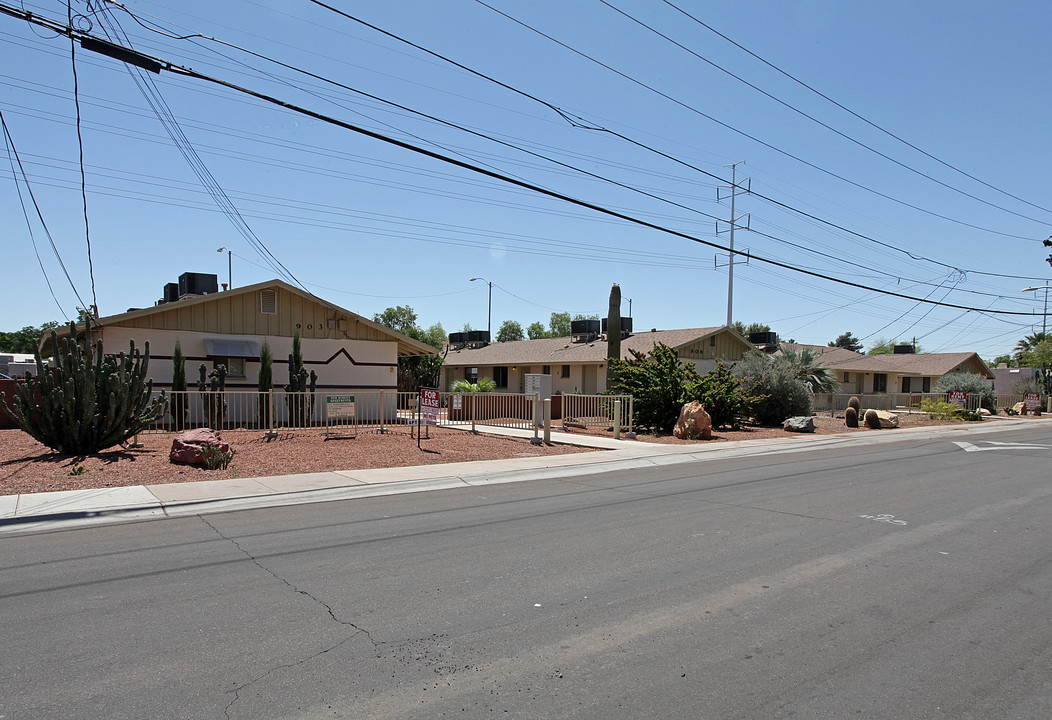 903-921 S Farmer Ave in Tempe, AZ - Building Photo