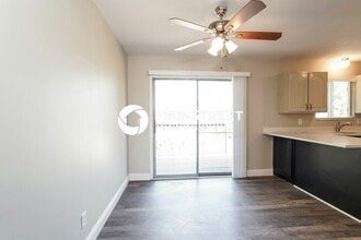 348 W 2400 S in Clearfield, UT - Building Photo - Building Photo