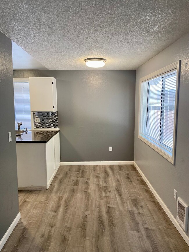 property at 511 N 11th St