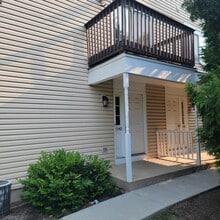 1540 Hickory Rd in Woodstock, IL - Building Photo - Building Photo