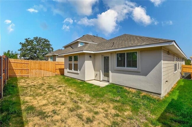 116 Riverhill Dr in Georgetown, TX - Building Photo - Building Photo