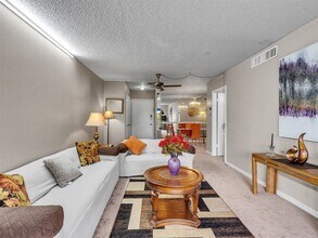 2601 Bellefontaine in Houston, TX - Foto de edificio - Building Photo