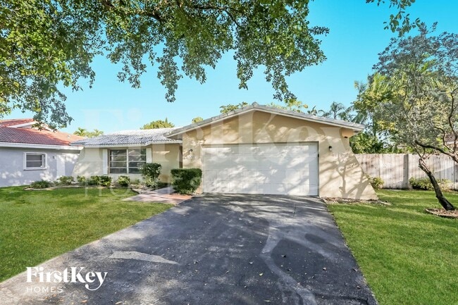 property at 11201 NW 39th Ct