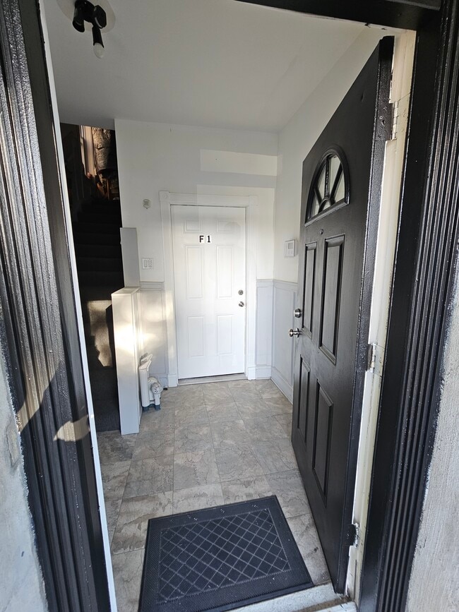 719 S Central Park Ave, Unit 1F in Chicago, IL - Building Photo - Building Photo