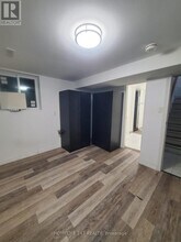 6 Stonecrop Ln in Toronto, ON - Building Photo - Building Photo