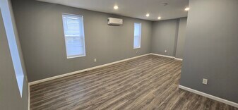 44 Capitol St in Paulsboro, NJ - Building Photo