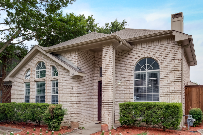 551 Village Green Dr in Coppell, TX - Building Photo