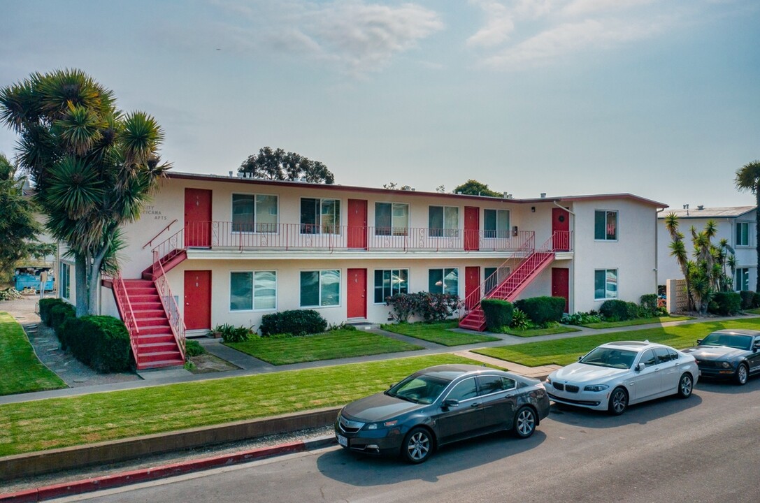 759 Embarcadero in Goleta, CA - Foto de edificio