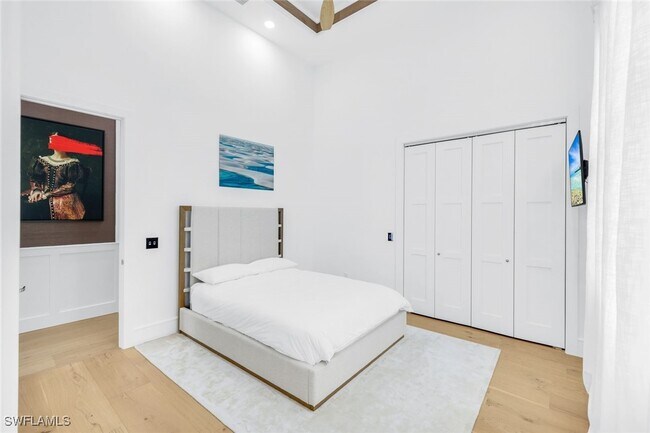 property at 6677 Hunters Rd